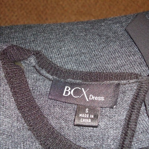 Sweater Dress NWT Size Small - Picture 7 of 12